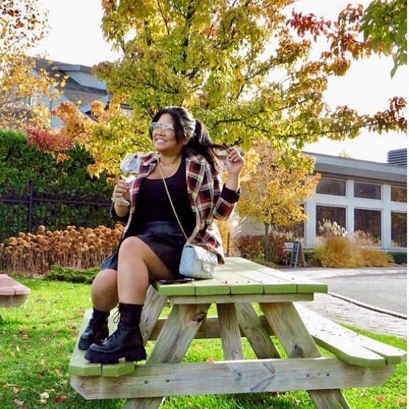 Meet your Posher, Jezreel - Picture 14 of 16